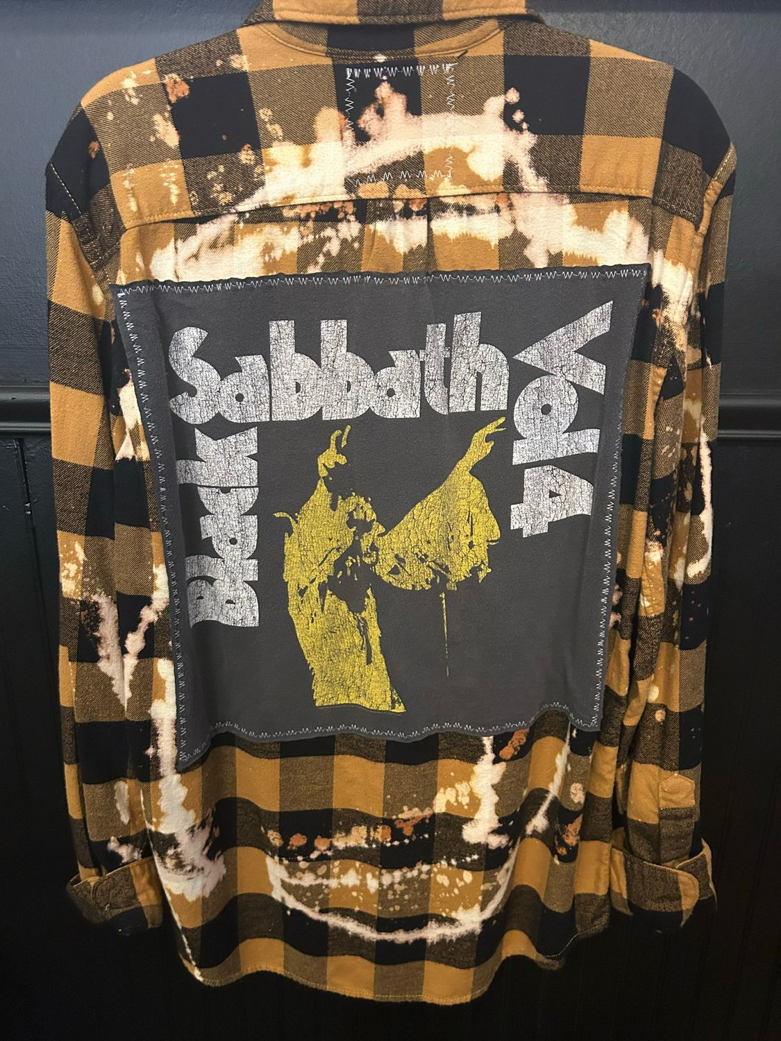 Black Sabbath- Medium