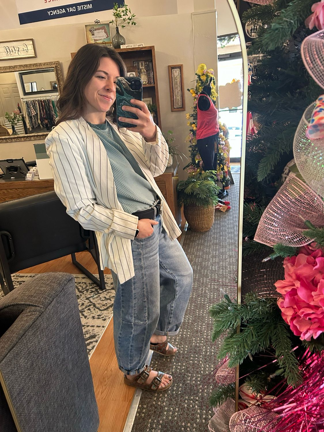 Risen High Rise Crop Barrel Jeans