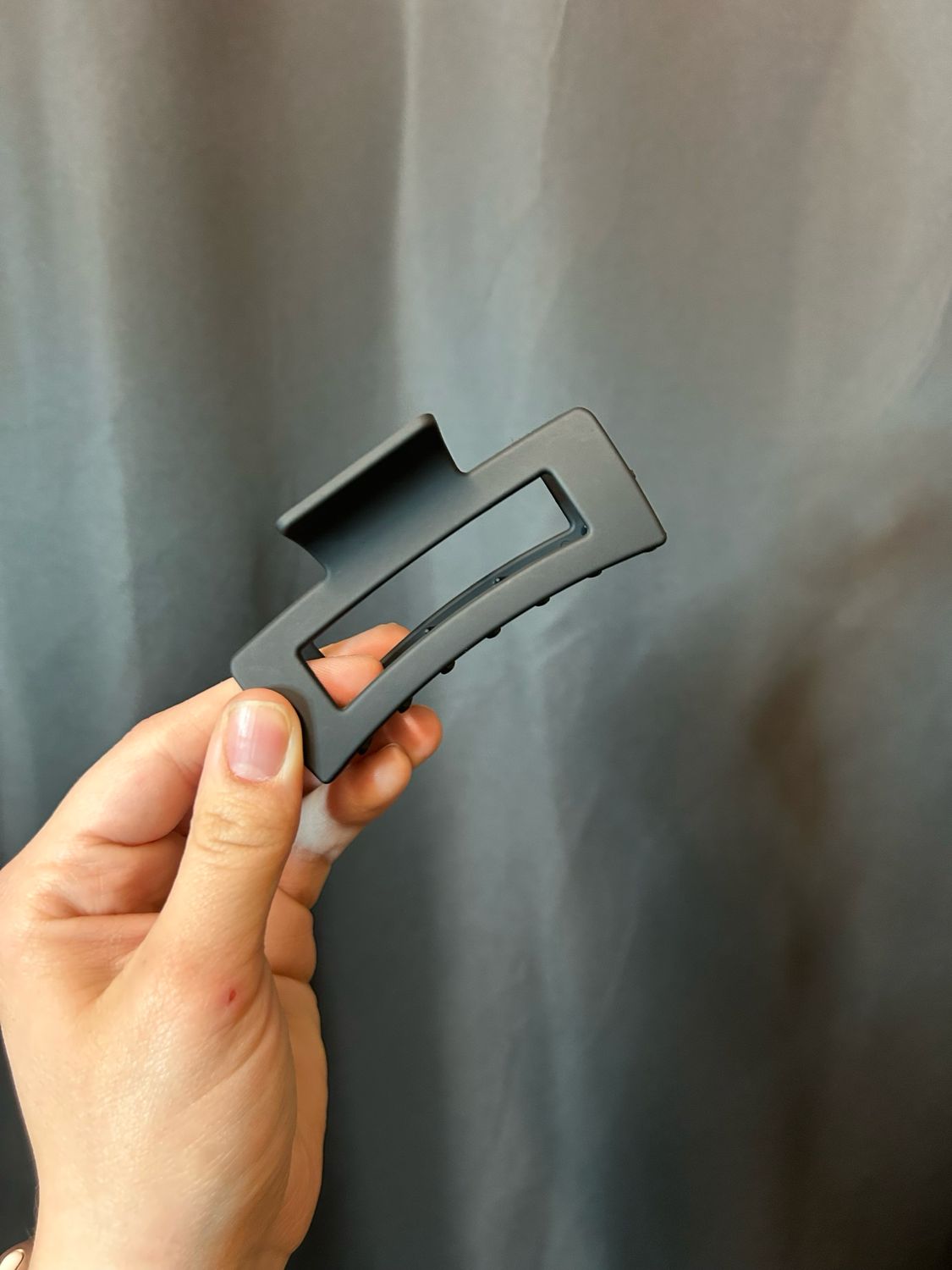 Claw Hair Clip, Color: Black