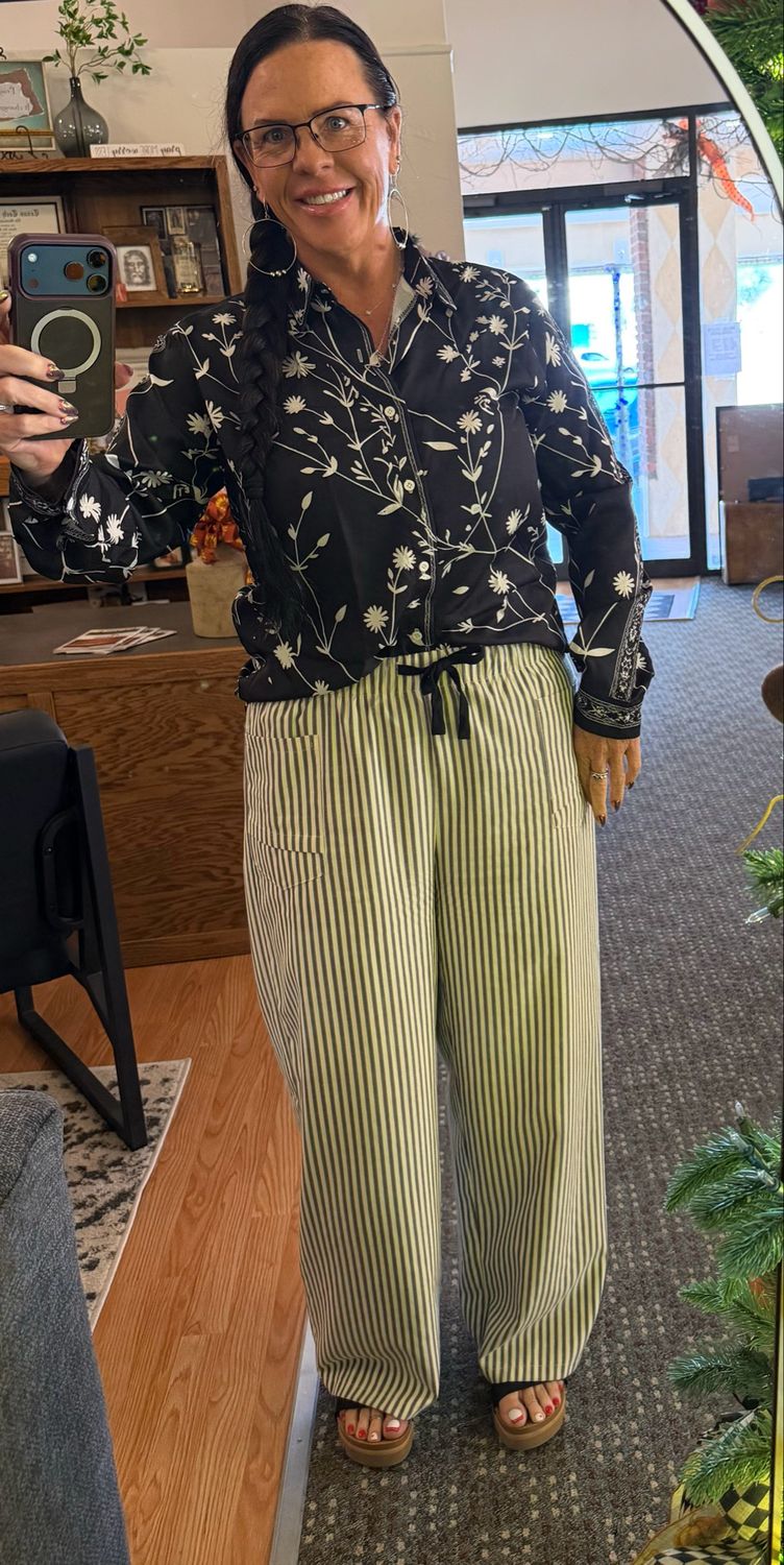 Floral Black and White Blouse