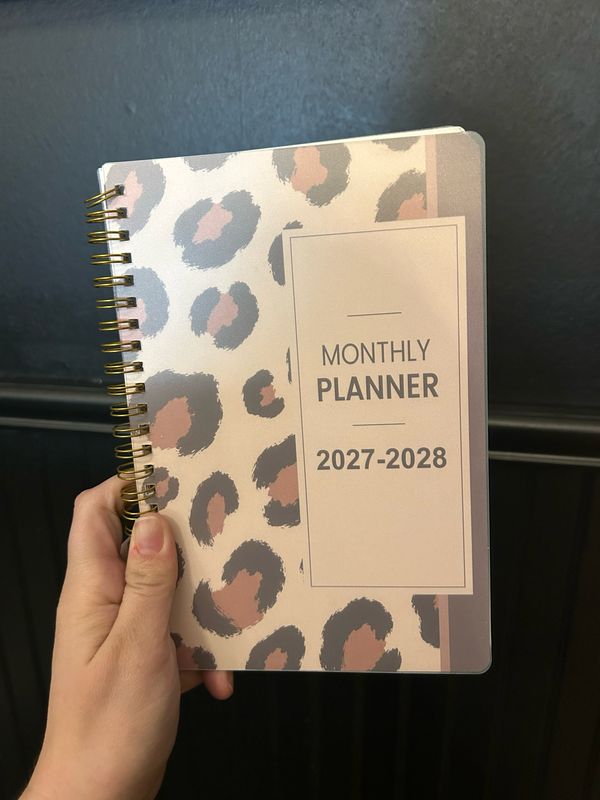 Monthly Planner 2027-2028