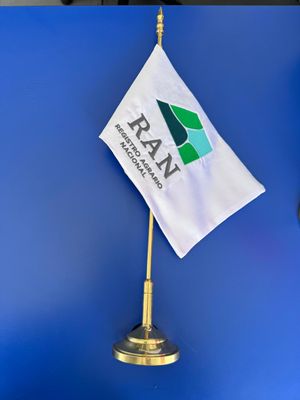 BANDERA DE ESCRITORIO DE 45 CM DE ALTO