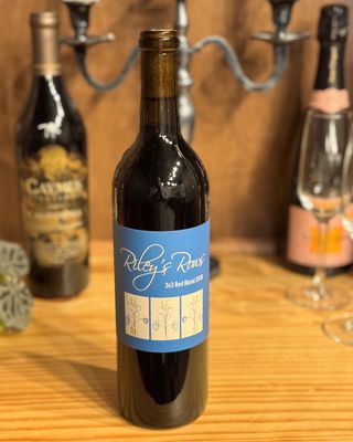 Riley’s Rows Red Blend