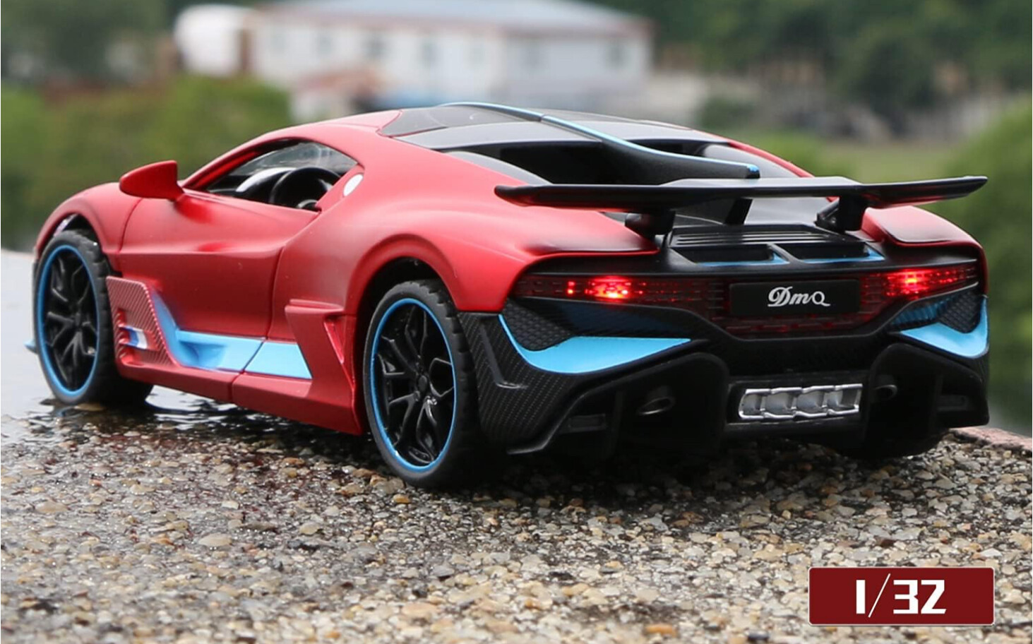 BUGATTI DIVO MODEL CAR