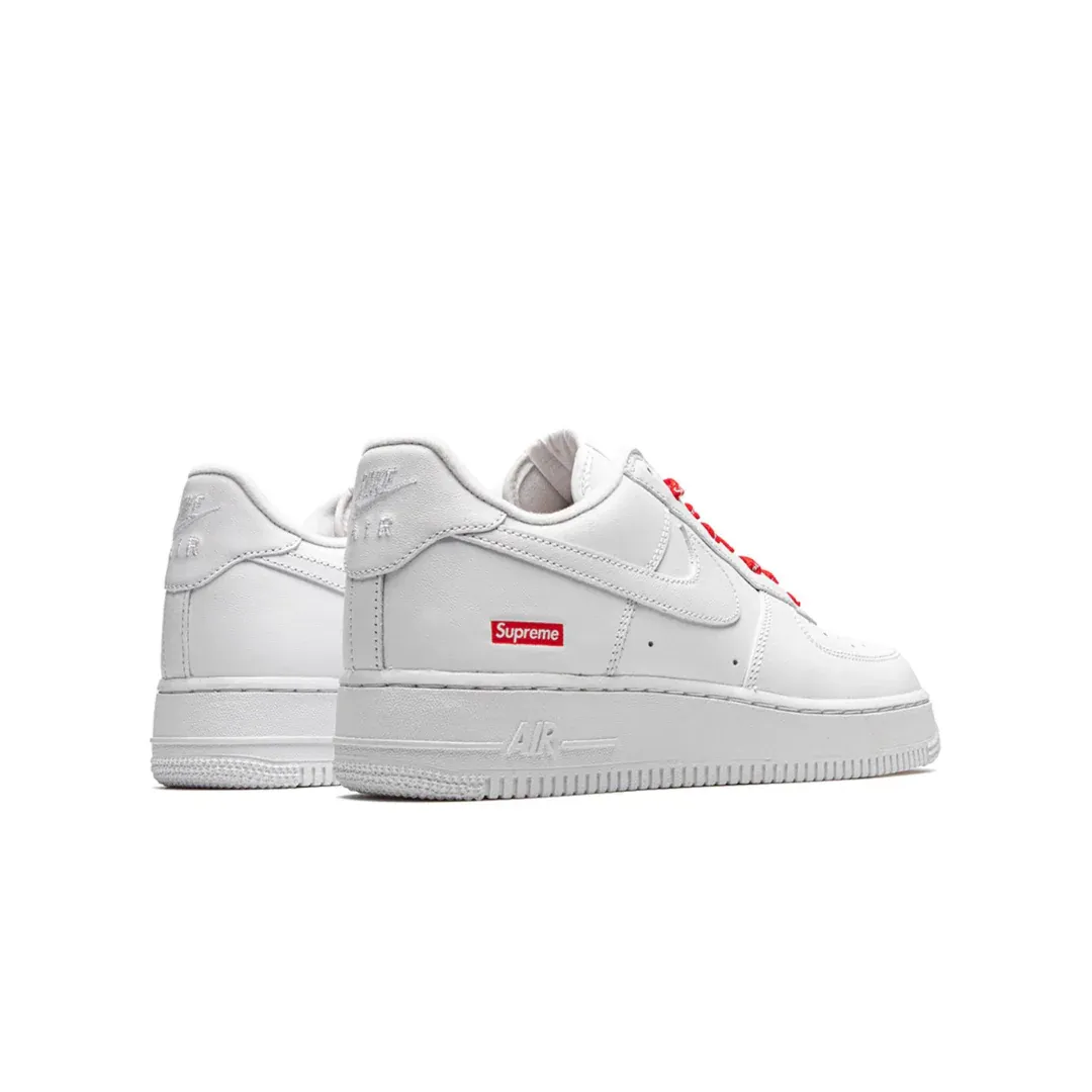 AF1 SUPREME WHITE
