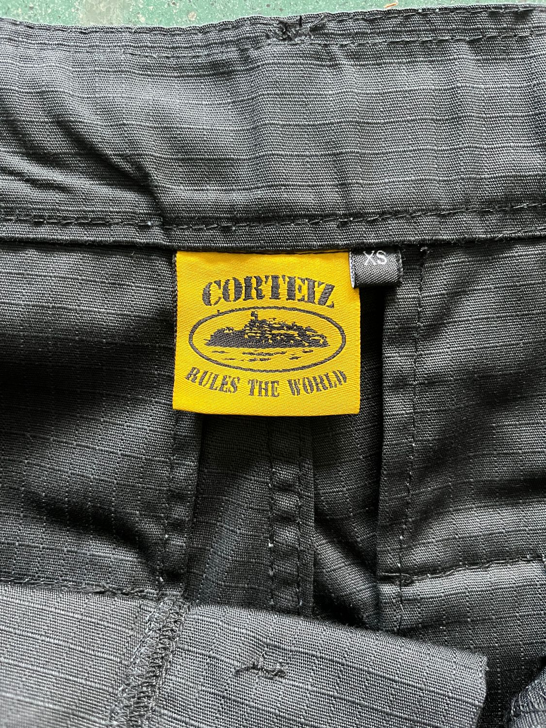 CORTEIZ CARGO SHORTS