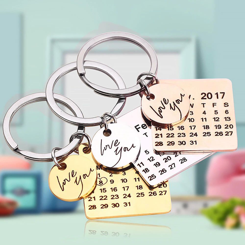 Key Calendar couple