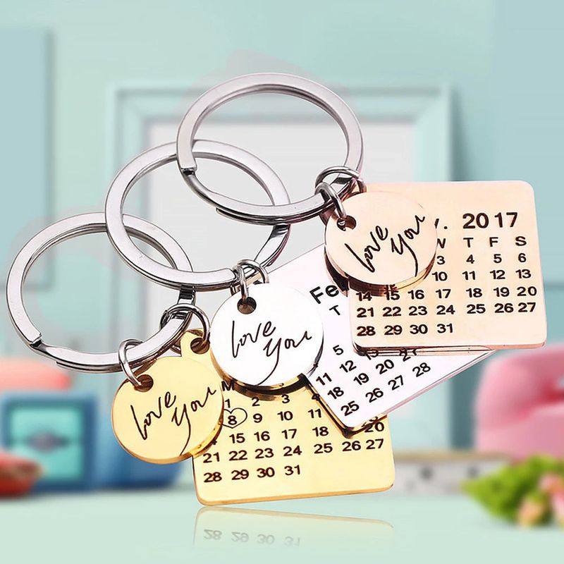 Key Calendar couple