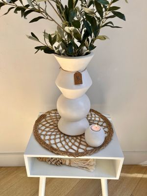 Witte hoge vaas
