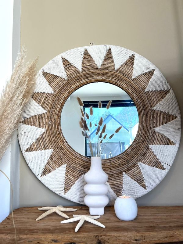 Spiegel zon macramé