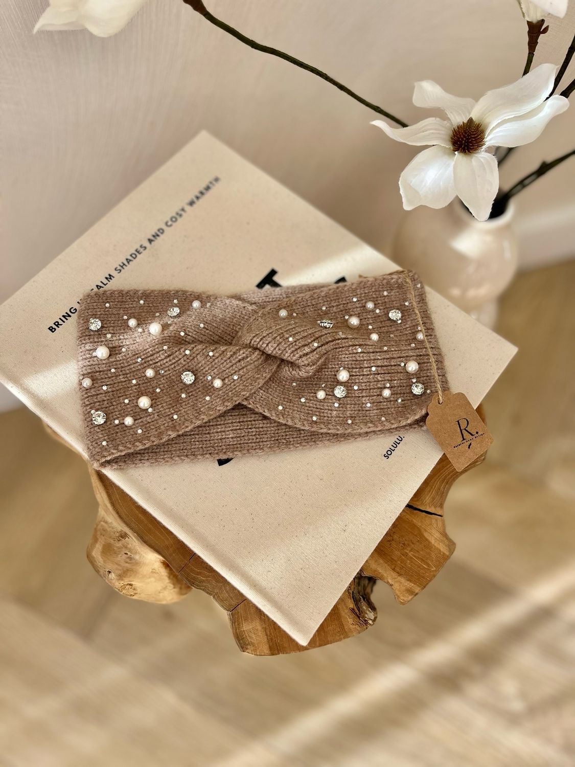Winter haarband beige met strass en parels