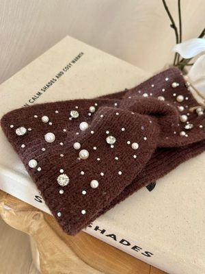 Winter haarband  chocolade bruin met strass en pareltjes