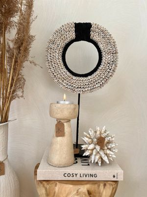 Schelpen ornament kauri- zwart