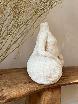 Beeld women white