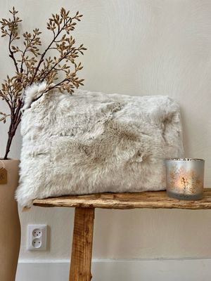 Kussen fluffy beige