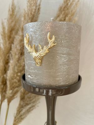 Gouden kaarsen pin/ brosche hert