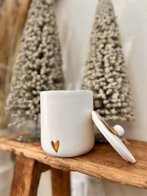 Wit potje met hartje