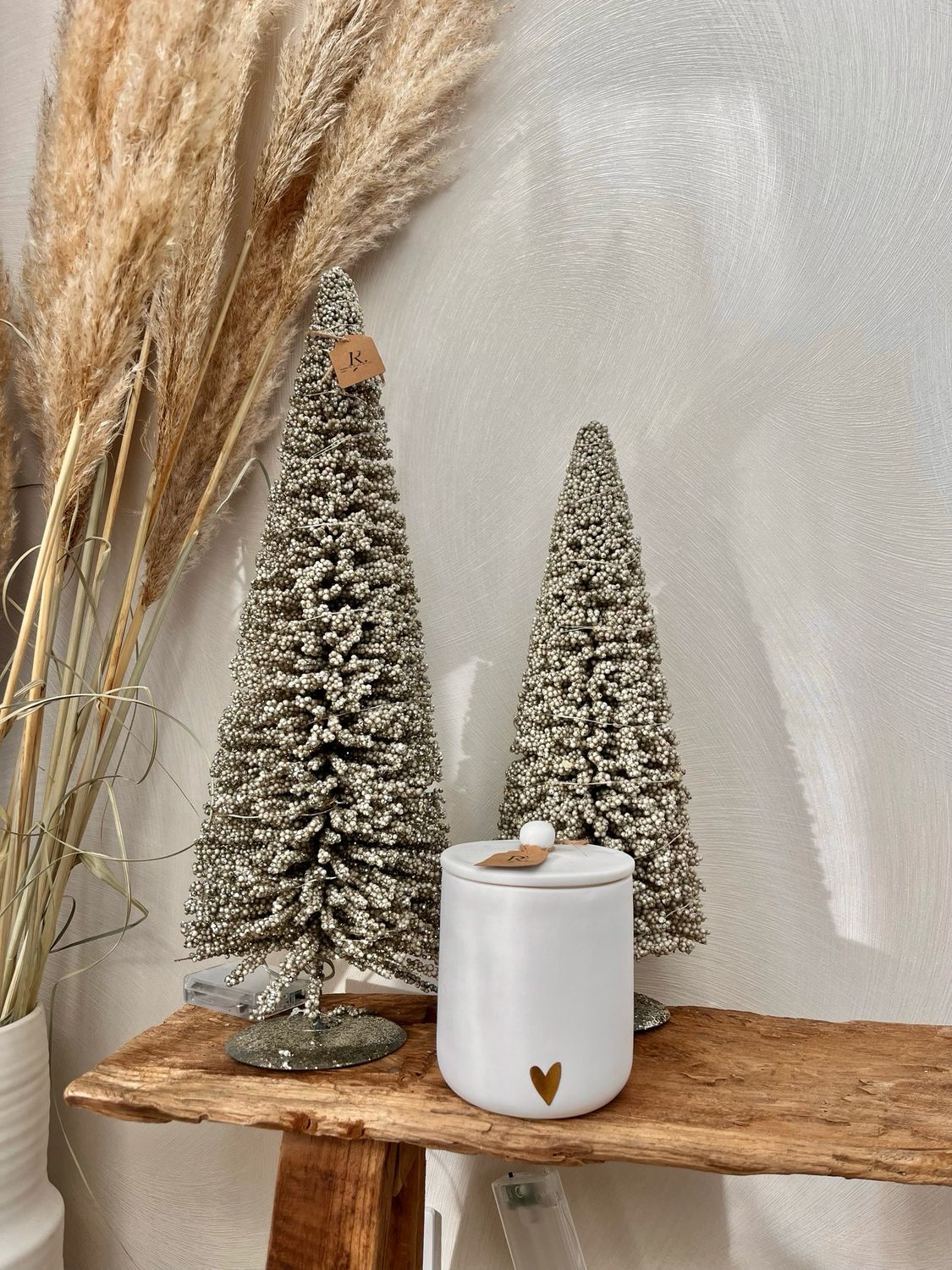 Wit potje met hartje