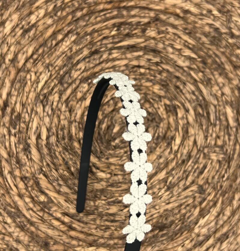 Diadeem flower - kleine bloemetjes - zwarte kleur diadeem – groene bloemen