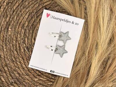 Haarspeldje ‘Stars’ - ster – sterretje - glitters - zilver - kerst – feestdagen — 4 cm