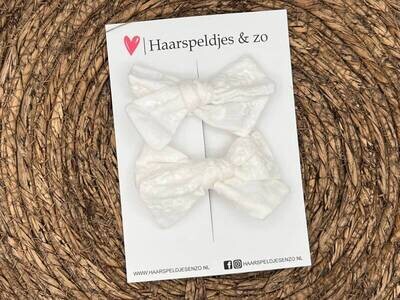 Haarstrik Flo setje 3 - set van twee strikken - stof/kant - alligatorclip - wit