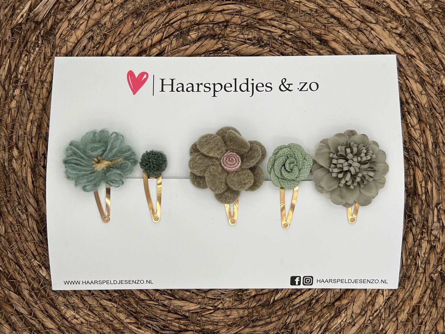 Try-out mix 29 - mix van verschillende speldjes - groen - 4 cm speldjes