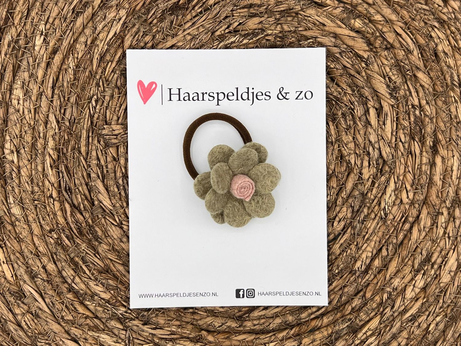 Elastiek - per stuk - hippe kleuren - met bloem - wol - meisjes - blossem - groen