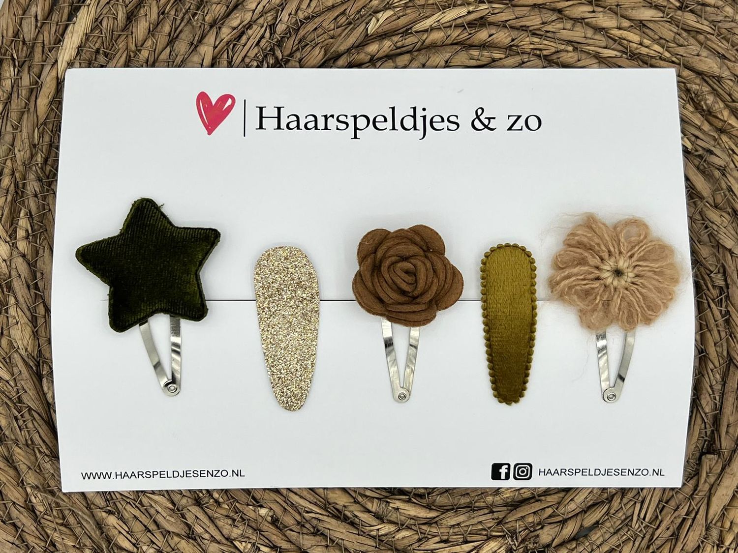 Try-out mix 43 - mix van verschillende speldjes - groen/beige/bruin - glitters - kerst - feestdagen - 5 cm speldjes