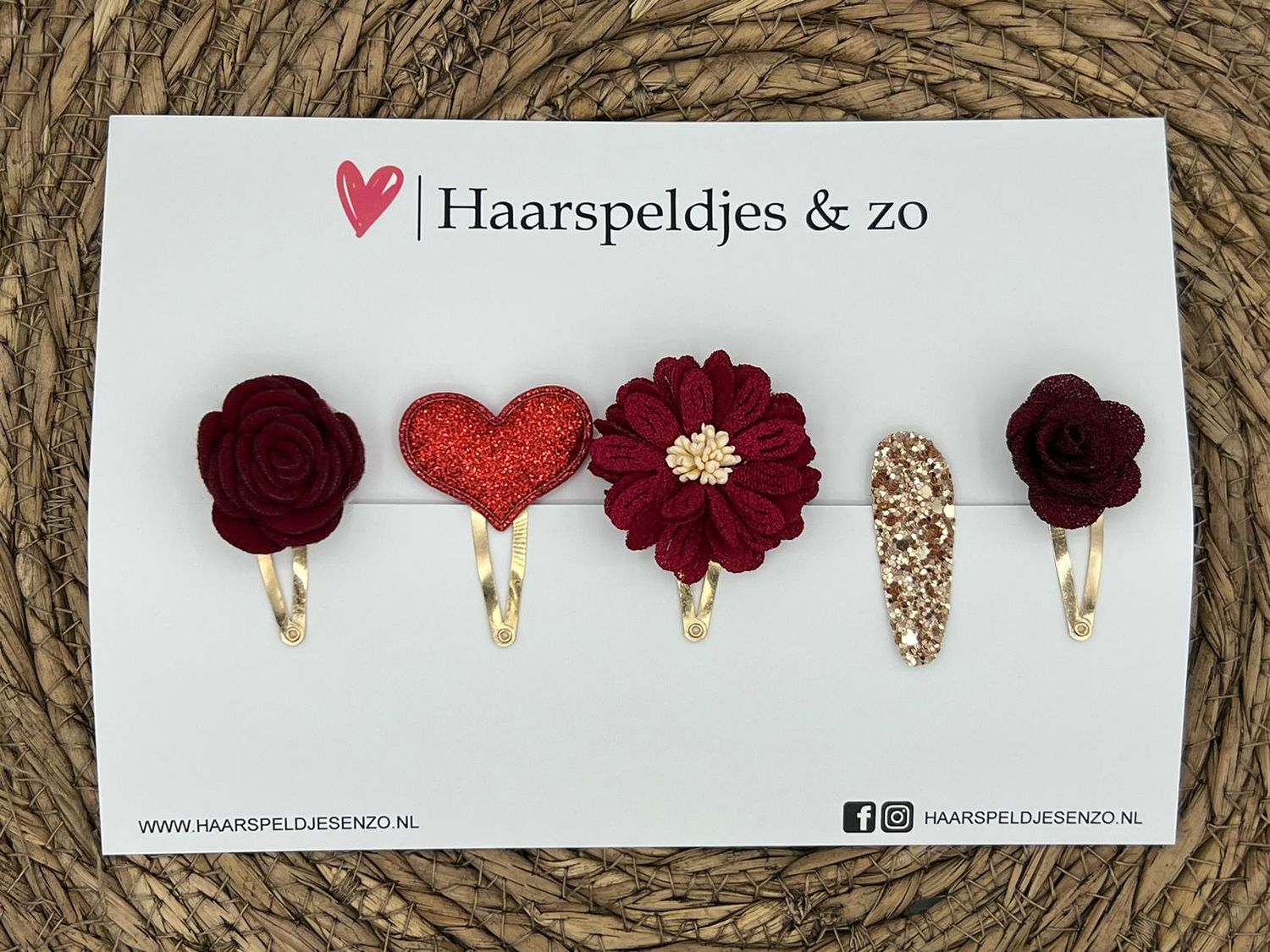 Try-out mix 54 - mix van verschillende speldjes - rood - glitters - kerst - feestdagen - 4 cm speldjes