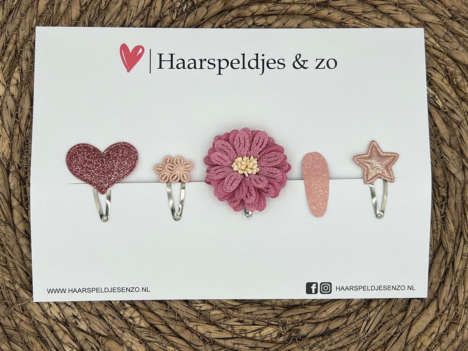 Try-out mix 26 - mix van verschillende speldjes - roze - glitters - kerst - feestdagen - 3 cm speldjes