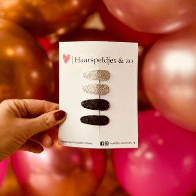 Haarspeldjes Lott setje 6 - glitters - klikklakspeldje - zwart - zilver - kerst - feestdagen - 3 cm speldjes