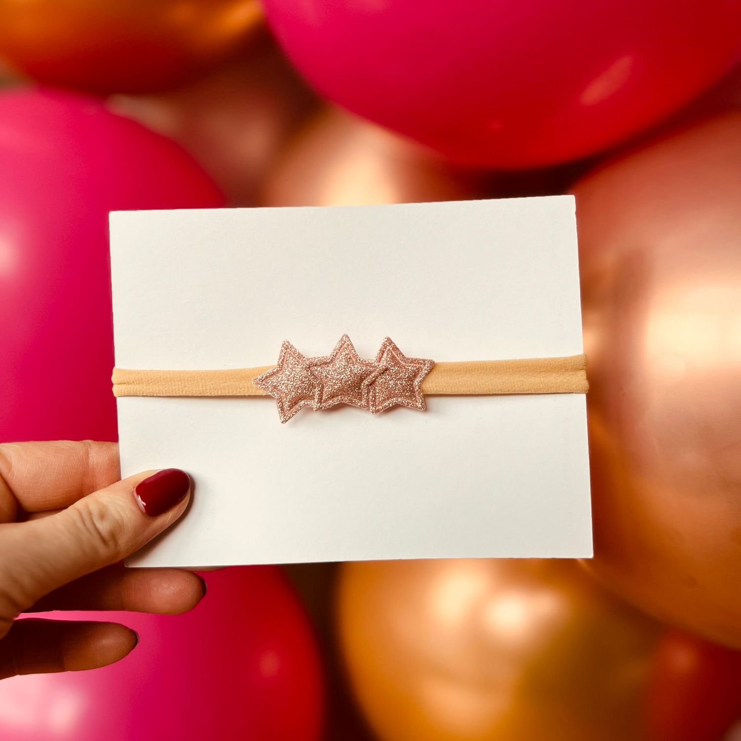 Baby haarbandje - elastiek - met sterretjes - roze - glitters - kerst – feestdagen