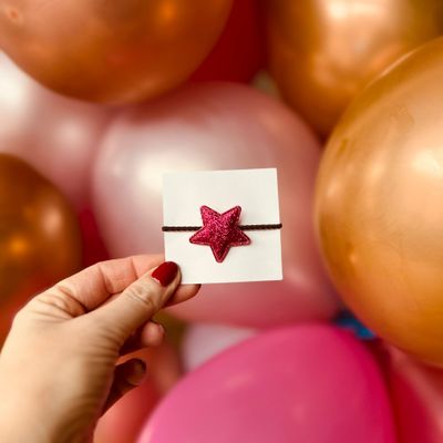 Elastiek - per stuk - hippe kleuren - meisjes - met ster - kerst - feestdagen - glitters - roze