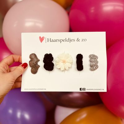 Haarspeldje antislip - baby&#39;s - kinderen - meisjes - setje 69 - mix - sterretjes - hartjes - bloemetjes - zwart - zilver - kerst - feestdagen