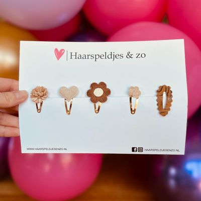 Try-out mix - mix van verschillende speldjes - bloemetjes - 3 cm speldjes - bruin