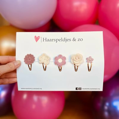 Try-out mix - mix van verschillende speldjes - bloemetjes - 3 cm speldjes - beige/roze