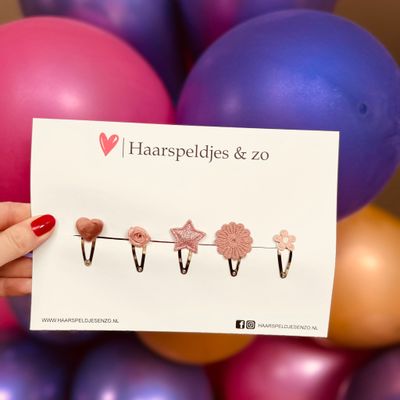 Try-out mix - mix van verschillende speldjes - bloemetjes - 3 cm speldjes - kerst - feestdagen - glimmers - glitters - roze