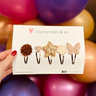 Try-out mix - mix van verschillende speldjes - bloemetjes - 5 cm speldjes - kerst - feestdagen - glitters - glimmend - beige/bruin