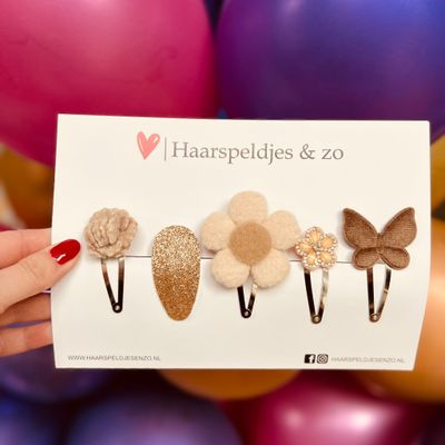 Try-out mix - mix van verschillende speldjes - bloemetjes - 5 cm speldjes - kerst - feestdagen - glitters - glimmend - beige/bruin