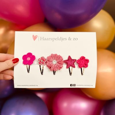 Try-out mix - mix van verschillende speldjes - bloemetjes - 4 cm speldjes - kerst - feestdagen - glitters - glimmend - roze