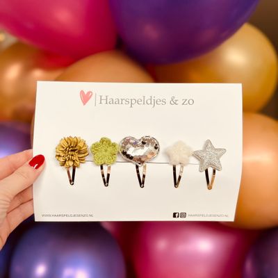Try-out mix - mix van verschillende speldjes - bloemetjes - 4 cm speldjes - kerst - feestdagen - glitters - glimmend - groen/zilver