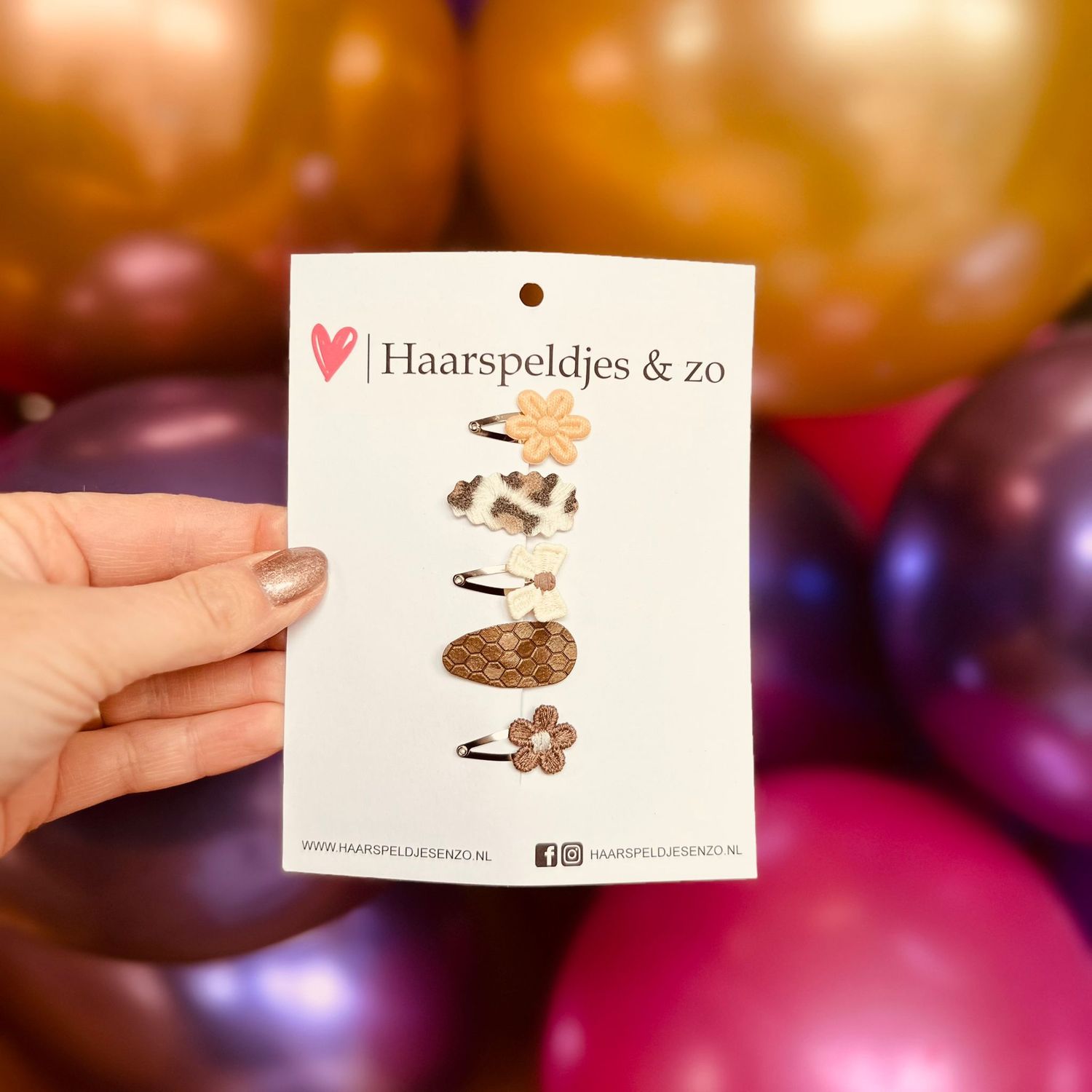 Baby haarspeldjes - mini - 2cm groot - voor de eerste lokjes haar - imitatieleer - bloemetjes - hartjes - sterretjes - beige/bruin