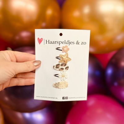 Baby haarspeldjes - mini - 2cm groot - voor de eerste lokjes haar - imitatieleer - bloemetjes - hartjes - sterretjes - kerst - feestdagen - glitters - beige/goud