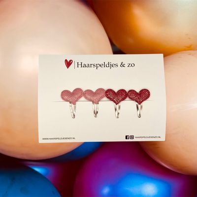 Haarspeldje hearts - hartjes - glamour - kerst - decembercollectie - najaar - 4 cm speldjes - glimmend - roze