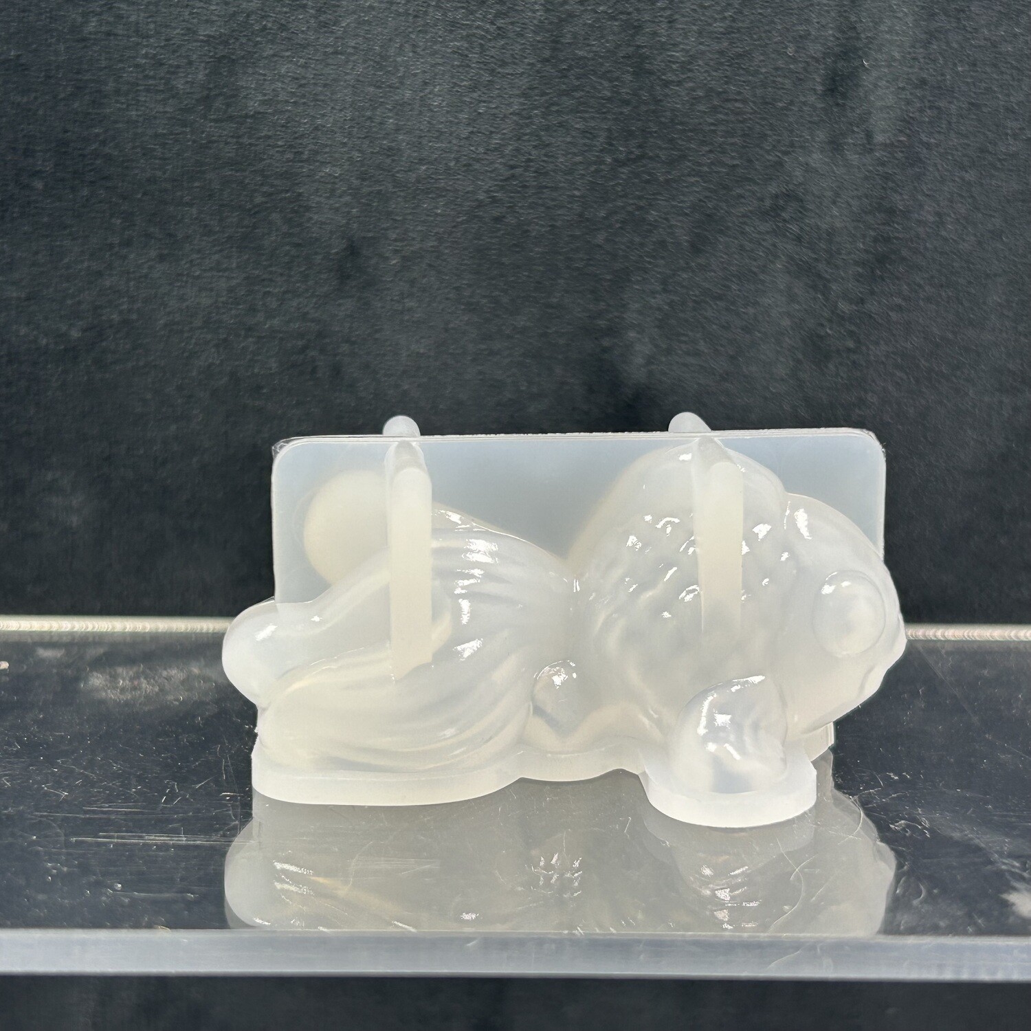 Set de 2 moldes de pez  koi medidas 7 cm y 5 cm