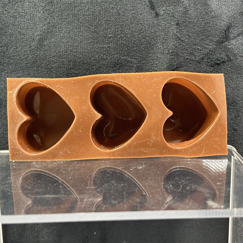 Molde de silicon 3 corazones de 3 cm de diámetro