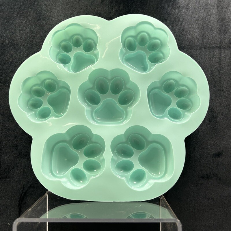 Molde silicon brillante 7 huellitas.