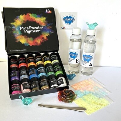 Combo 500ml. de resina y caja de 18 polvos de mica de 10g. c/u y 3 brillantinas chunky