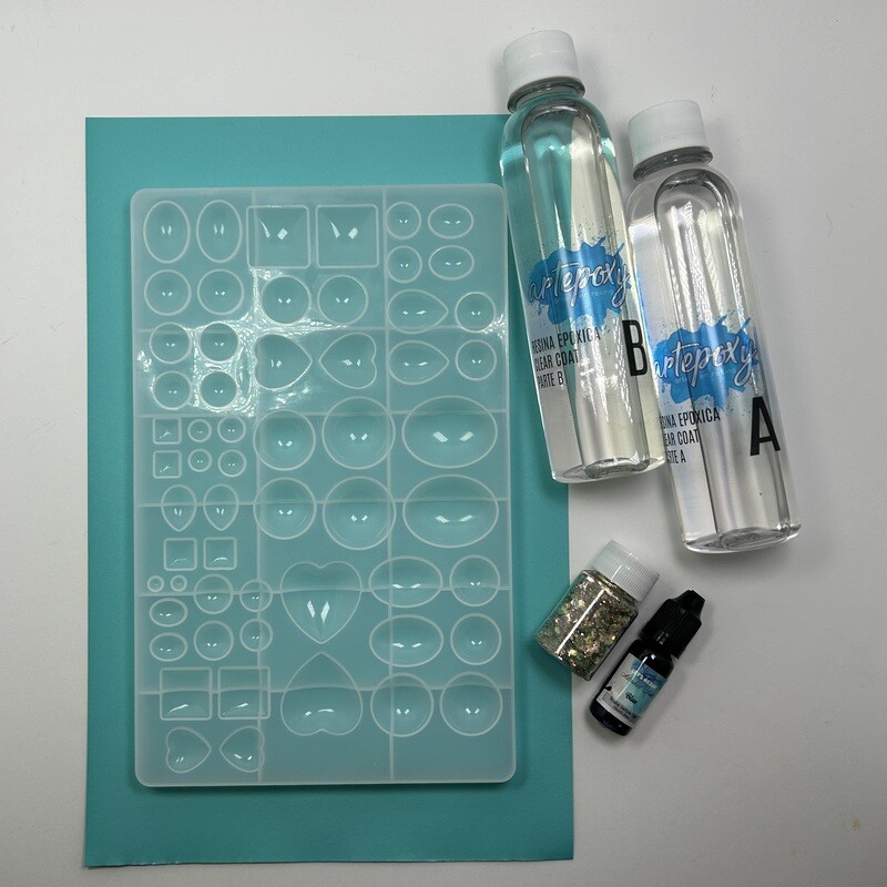 Combo molde dijes, 
resina epoxica 500ml. 
1 brillantina chunky 
1 tinta de alcohol