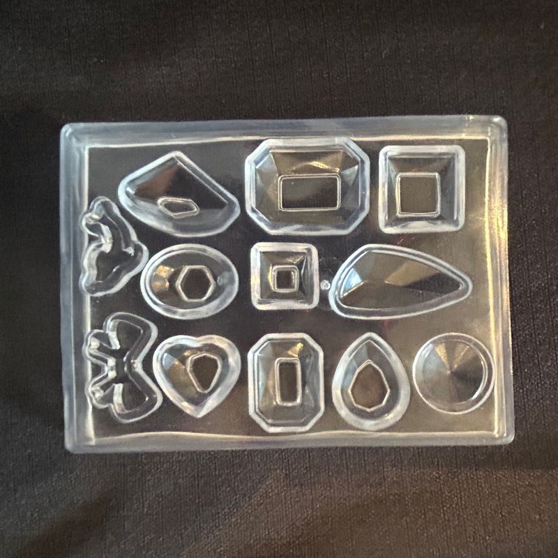Molde mini gemas  8x6 cm